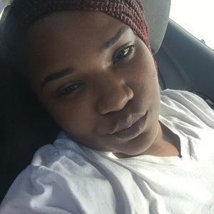 Meet your Posher, Brandi